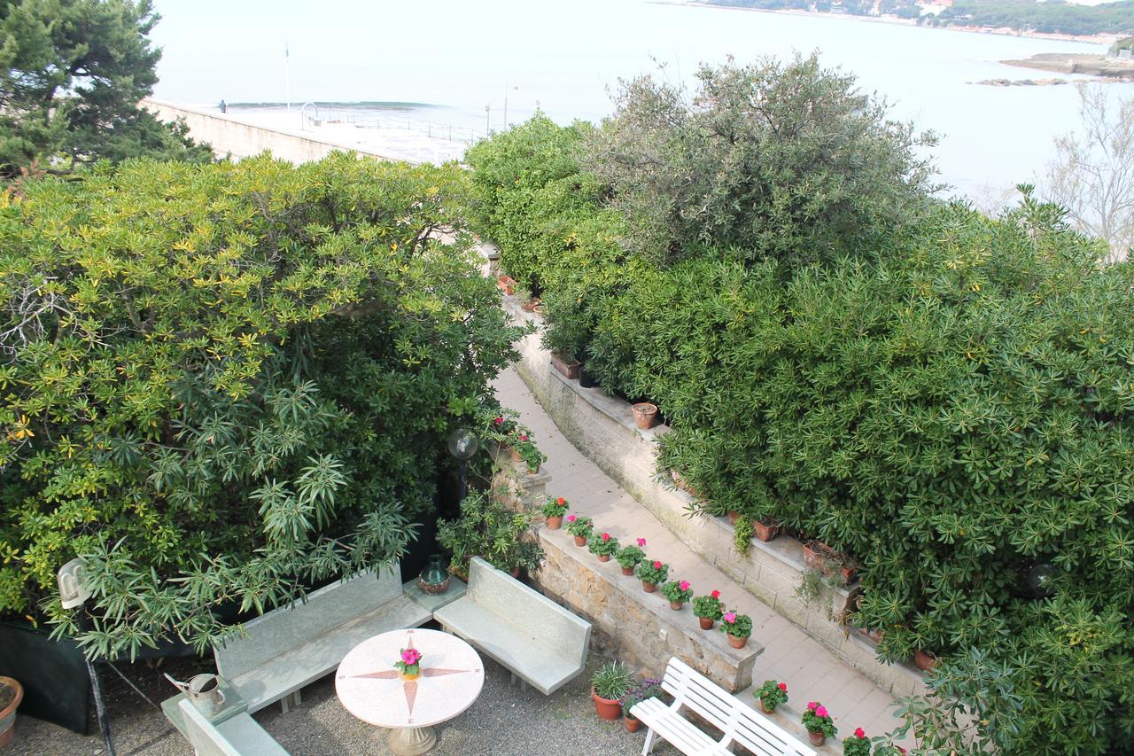 Hotel La Marinella カスティリョンチェッロ エクステリア 写真