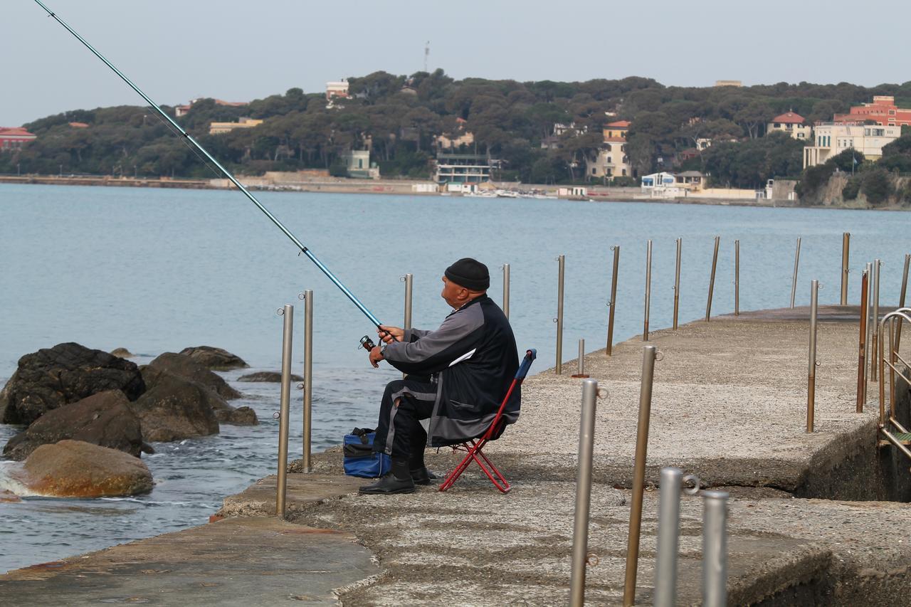 Hotel La Marinella カスティリョンチェッロ エクステリア 写真